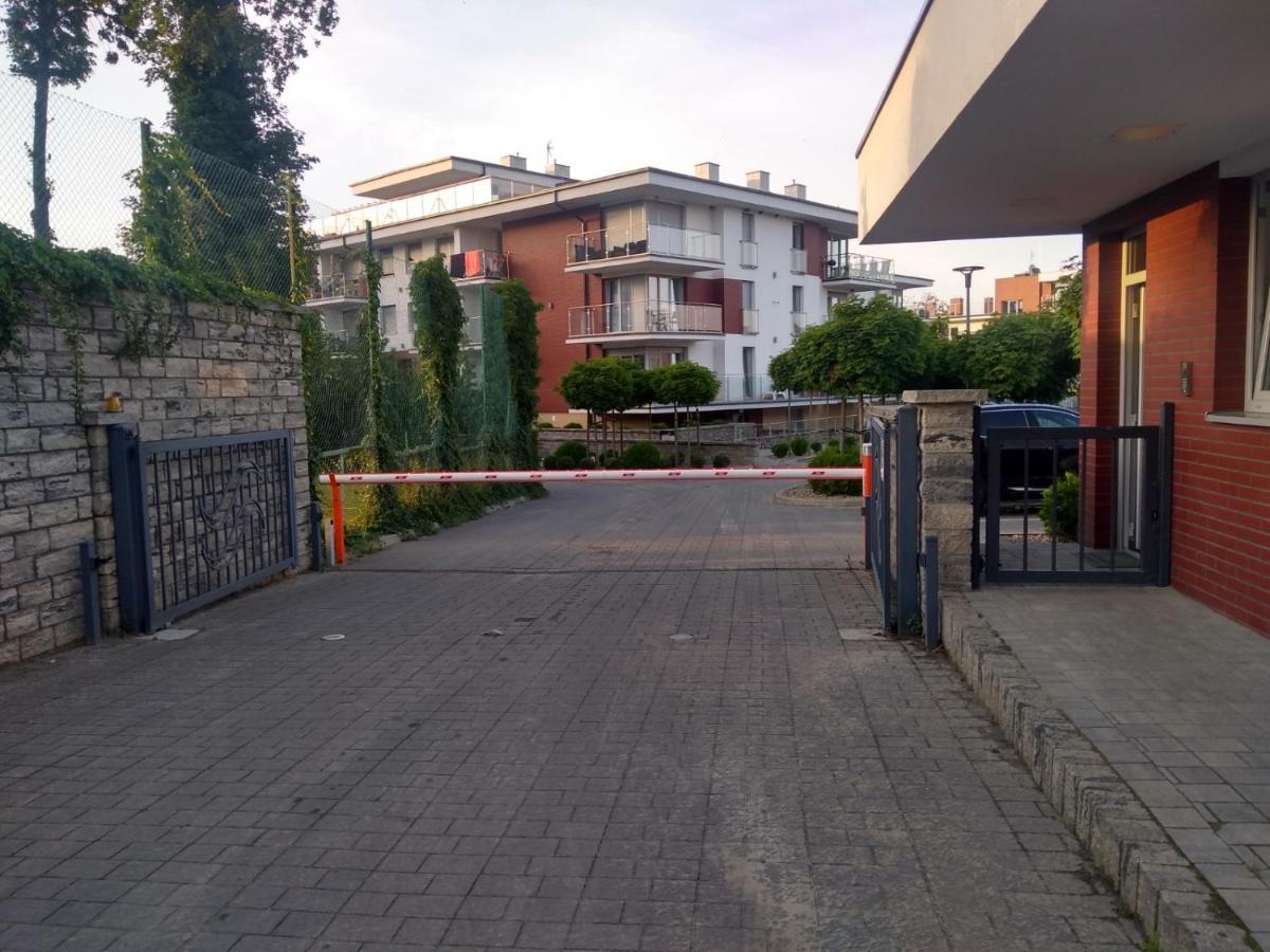 Apartament 7M Z Basenem W Jednym Budynku Klifowa Rewal Bon Turystyczny !!! Free Private Parking Exterior foto
